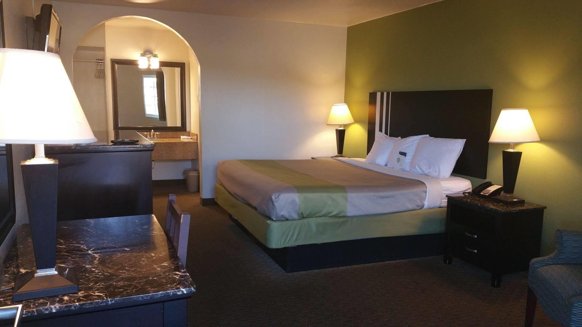 Oyo Hotel Lafayette La I-10 & University 外观 照片