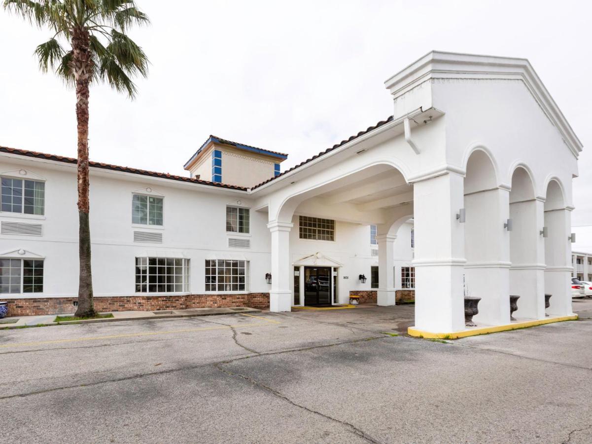 Oyo Hotel Lafayette La I-10 & University 外观 照片