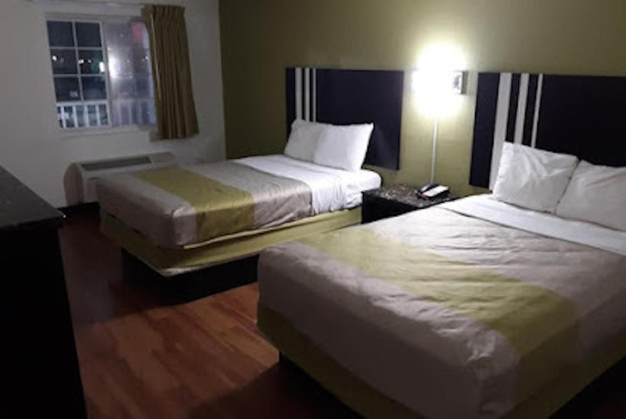 Oyo Hotel Lafayette La I-10 & University 外观 照片